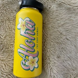 NWT HYDRO FLASK Limited Edition Aloha Style
